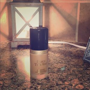 Born This Way Too Faced Foundation